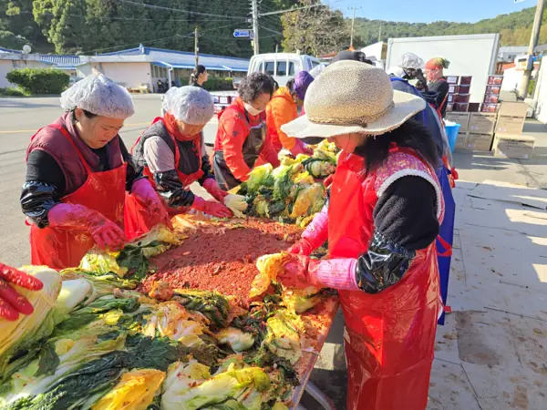 김장 나눔 현장 사진 9